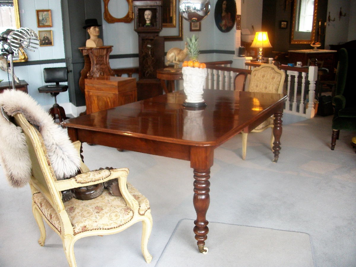 Mahogany Extendible Dining Table